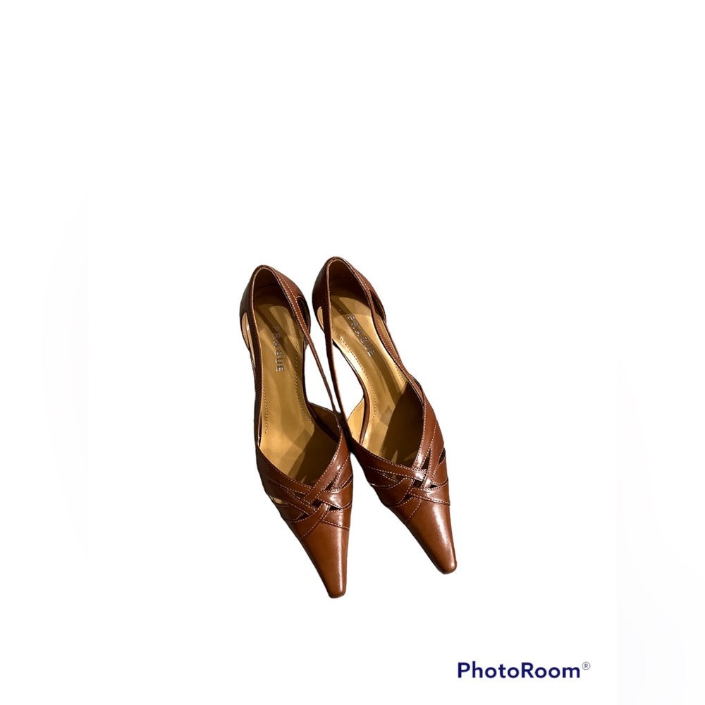 Praque Leather shoe size 37 (6.5)